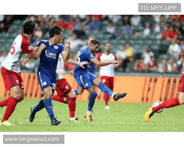 阿德莱德联队迎战布里斯班狮吼激烈对决引发球迷热情期待