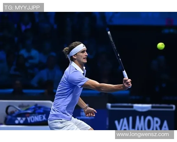 ATP总决赛首日总述：阿尔卡拉斯迎开门红，兹维列夫横扫谢尔顿